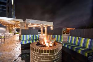 Home2 Suites By Hilton Evansville