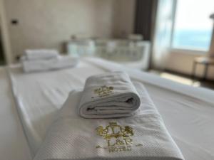 Hotel LEON - Beach Front