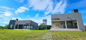 MUNA SOHO & La Munita - Gilbert