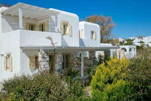 Cymothoe Villas Paros Greece