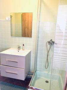 Appartements La Grand Motte - 2 personnes seulement - Centre - Plage : photos des chambres