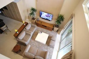 3212 Magic Village 8 guests lakefront 8 min Disney