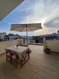 Sunset rooftop apartment - Asvestokhórion