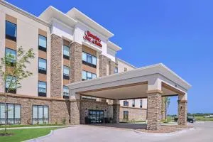 Hampton Inn and Suites Altoona-Des Moines by Hilton - انكيني