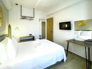 ATHONITEseasons luxury suites