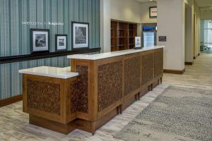 Hampton Inn & Suites Oahu Kapolei - FREE Parking - No Resort Fee