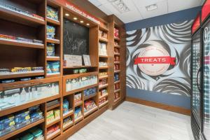 Hampton Inn & Suites Newburgh Stewart Airport, NY