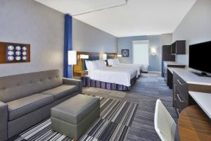 Queen Studio with Two Queen Beds - Non-Smoking room in Home2 Suites By Hilton Pittsburgh Area Beaver Valley