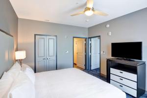 One-Bedroom King Suite - Non-Smoking room in Homewood Suites By Hilton New Orleans West Bank Gretna
