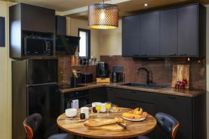 Maisons de vacances Maison Therese by Panorama Locations - SPA privatif : photos des chambres