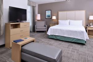King Studio Suite - Mobility Access/Non-Smoking room in Homewood Suites Des Moines Airport