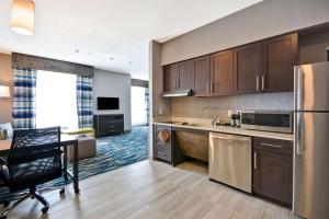 King Studio - Mobility and Hearing Access/Non-Smoking room in Homewood Suites by Hilton Conroe
