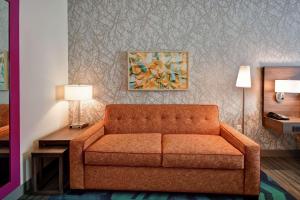 King Suite - Mobility Access/Non-Smoking room in Home2 Suites Mechanicsburg