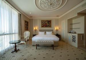 King Guest Room room in DoubleTree By Hilton Gaziantep