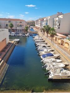 Sète vue mer linge fourni
