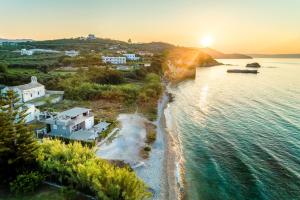 House On The Beach In Kera - BY APOKORONAS VILLAS