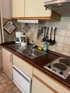 Kleine, familienfreundliche 1-Zi FeWo am Bach und zwischen zwei Seen
