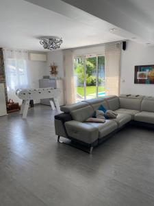 Villa 8 personnes piscine terrain de boules