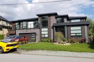 Spacious Basement Suite(Brand New) Self-contained - Ioco