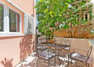 Vincenzo Bellini Apartment