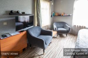Quiet Romantic Studio plus parking, Tartu Home