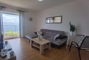 Apartment Vale Senj