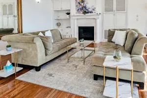 Driftwood Retreat Upstairs - Point Roberts