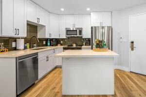 Stunning Modern Beachfront Resort Vistas