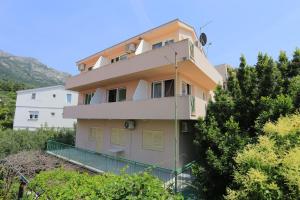 Apartments by the sea Gradac, Makarska - 21172 