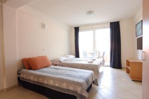 Apartments by the sea Gradac, Makarska - 21172