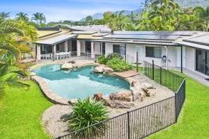 Tuckeroo Villa - Stratford