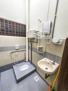 Taiping Homestay Near Lakegarden