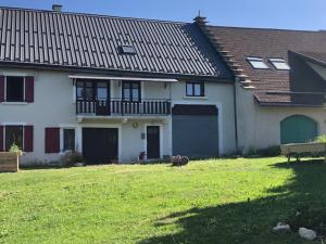 Appartement charmant rénové 47m², 4 pers, proche pistes ski, parking, WiFi - FR-1-737-7