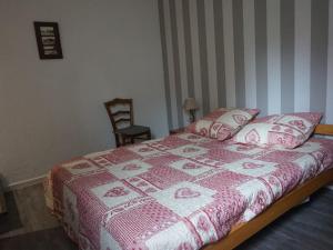 Appartement à Méaudre - 4 pers, proche centre, balcon, parking - FR-1-737-9