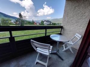 Appartement lumineux 40m², 2 balcons sud, Autrans, 4 pers, parking inclus - FR-1-737-30