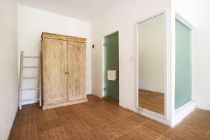 Diuma residence yoga meditation retreat and healing Center