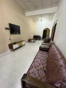 Hajjah Homestay Jln Rajawali Tg Agas