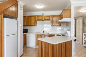 Peninsula Court Unit 9 - Absolute Waterfront Escape - Holiday Yamba