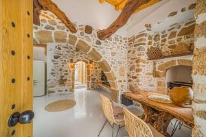 Boutique Cretan house in Old Malia with Jacuzzi