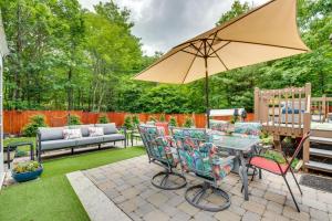 Hot Tub, Game Room & Fire Pit: Pocono Summit Home!