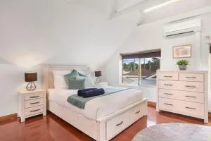 Minnamurra Retreat 3 - Dunmore