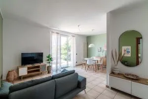 Casa Olivo by Quokka 360 - flat with sun terrace in Cernobbio - Maslianico