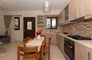 Melissa Luxury Apartments