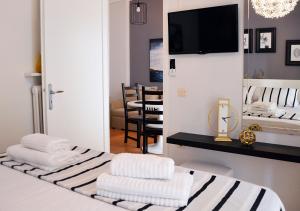 Athena by Heloni Apartments