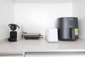 Global Properties, Apartamento con terraza, vistas al mar y a la piscina