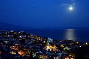 Villa 6 Rooms 1 Living Room Magnificent Sea View Kuşadası