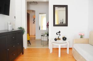 Athena by Heloni Apartments