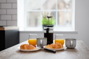 Monk Street Apartments by Abergavenny 3-Peak Properties