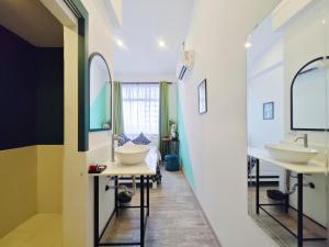 Phòng Có Giường Cỡ Queen (Queen Room)