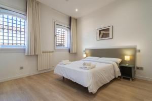 Edificio Calixto by Plaza Mayor Apartamentos